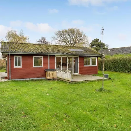 Prázdninový dům Stunning In With 4 Bedrooms And Wifi *