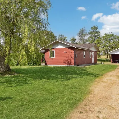 Stunning In With 4 Bedrooms And Wifi *