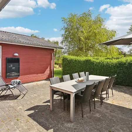 Stunning In With 4 Bedrooms And Wifi Nordenbro Vesteregn